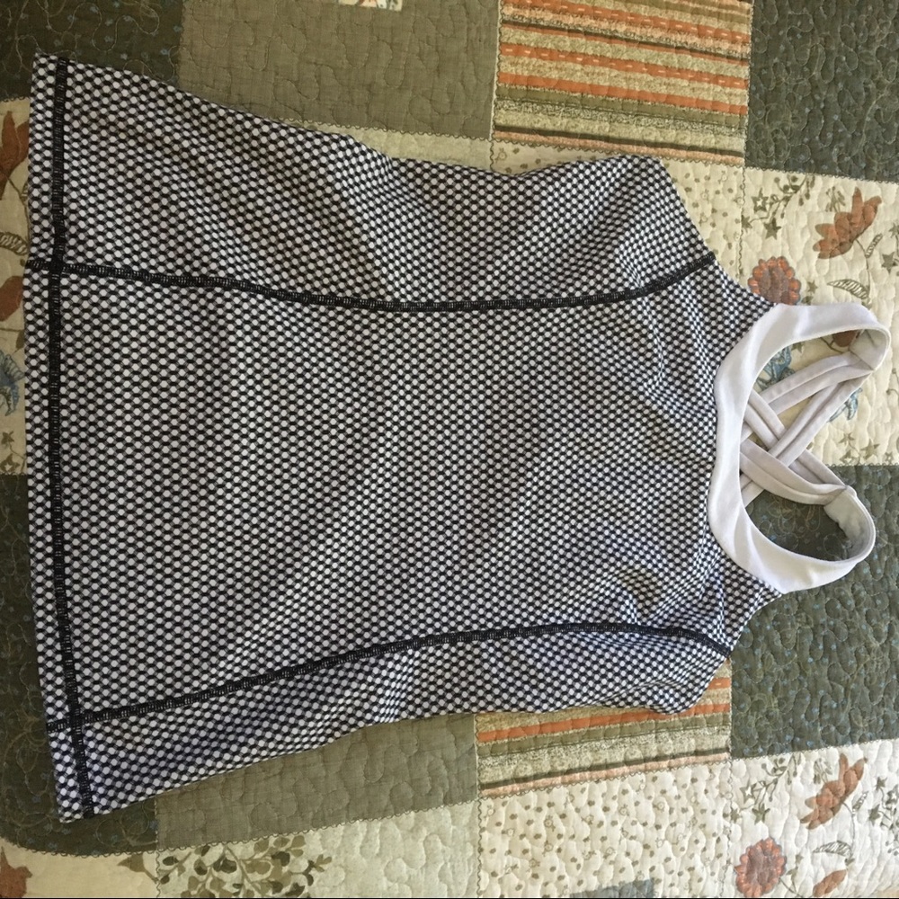 Lululemon top